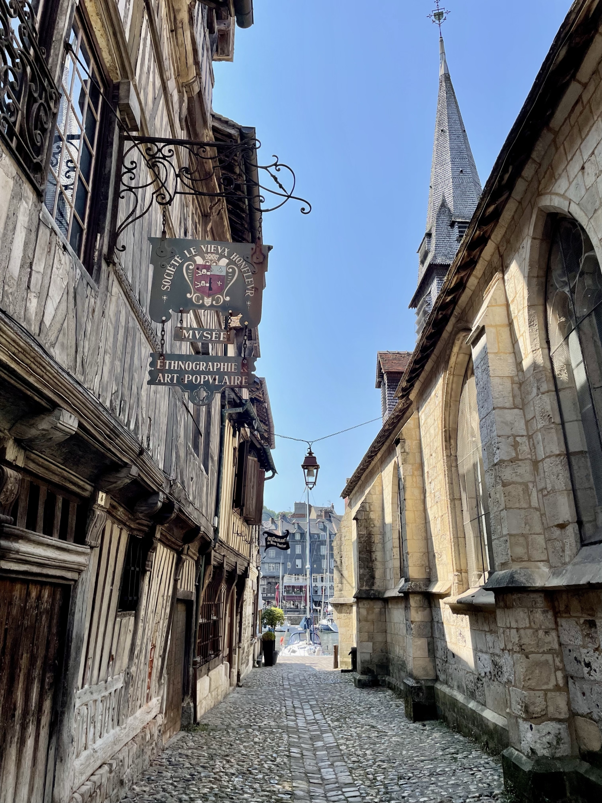 Altstadt-Ansicht-Häuser