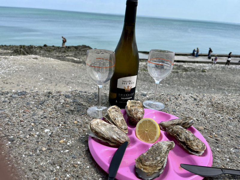 Austernplatte-und-Wein