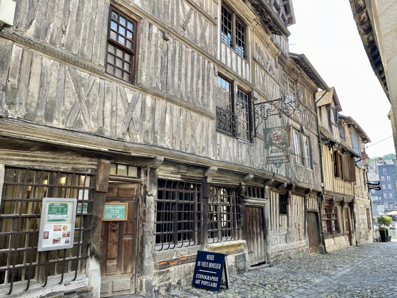 Holzhaus-Honfleur-Gasse