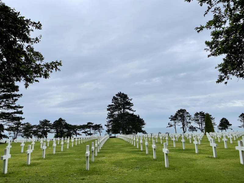 D-Day-Omaha-Beach-Soldatenfriedhof-Kreuze