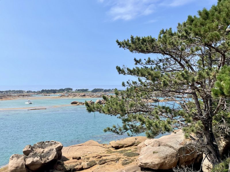 Côte-de-Granit-Rose-Aussicht