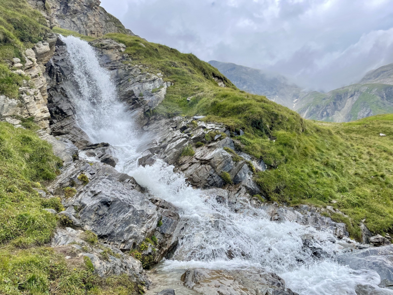 Nassfeld-Stausee-Wasserfall