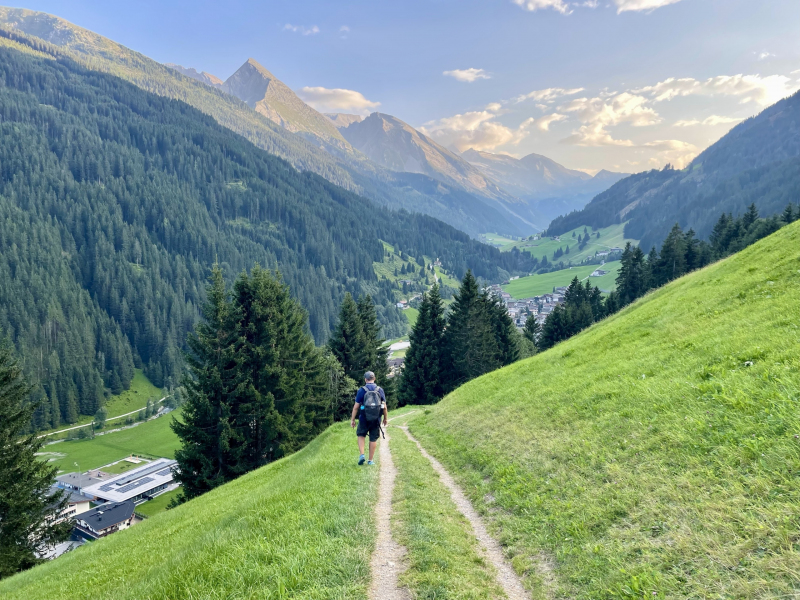 Talabfahrt-im-Sommer-Eggalm