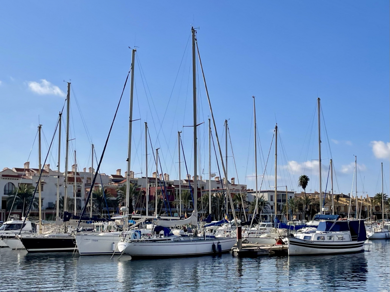 Hafen-Boote