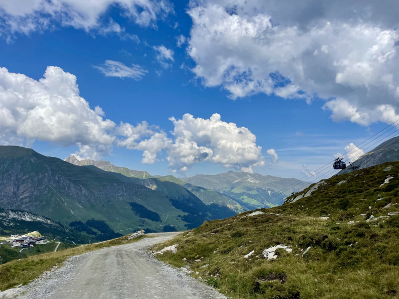 Piste-im-Sommer-Hintertuxer-Gletscher