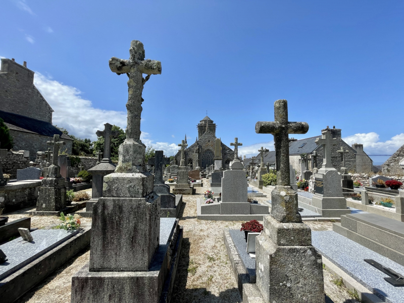 Locronan-Altstadt-Friedhof