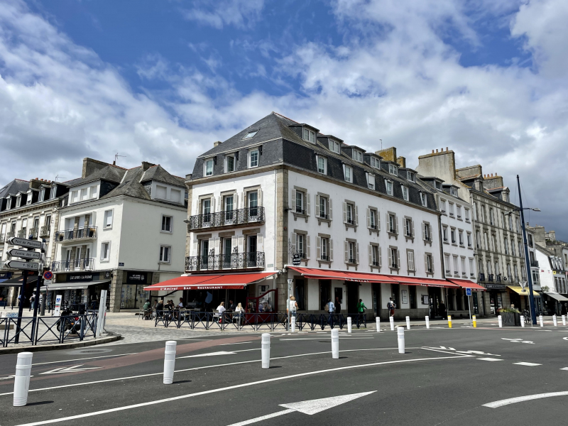 Lámiral-Kommissar-Dupin-Concarneau