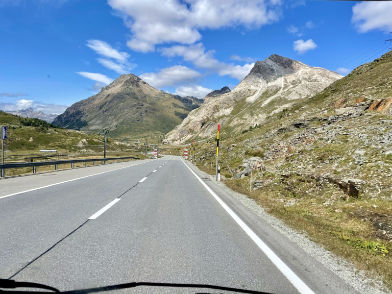 Alpenwunder-Berninapass-Gemeinde-Pontresia