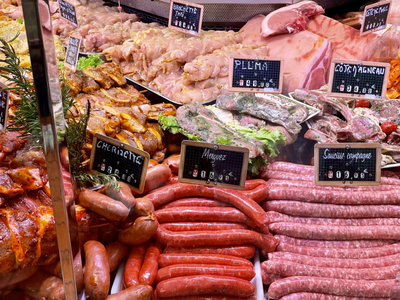 Fleischtheke-Marktstand