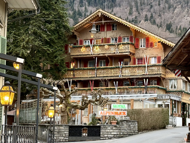 Wilderswil-Hotel-Alpenblick