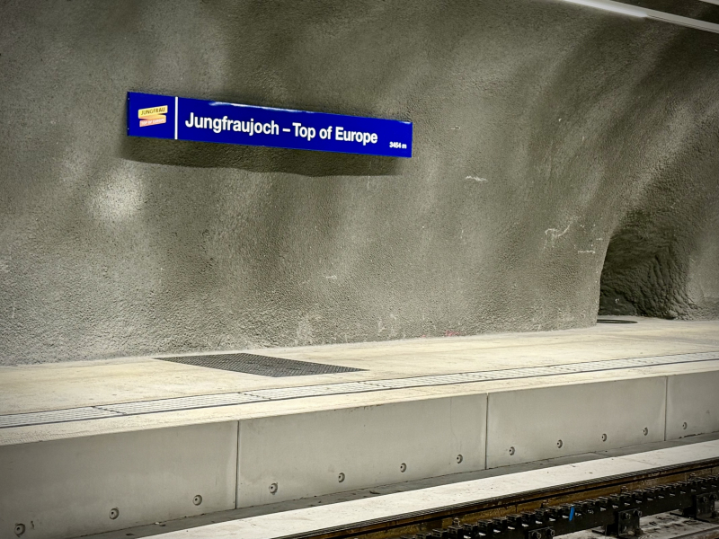 Top-of-Europe-Stationsschild