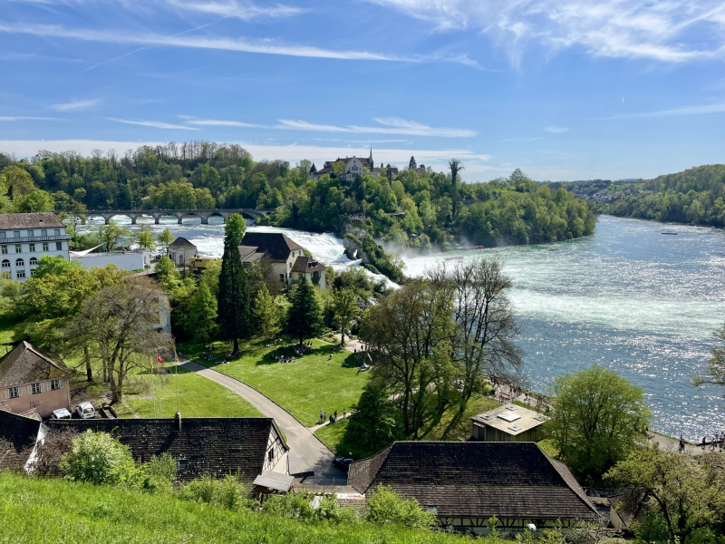 Wasserfall-Neuhausen-am-Rheinfall