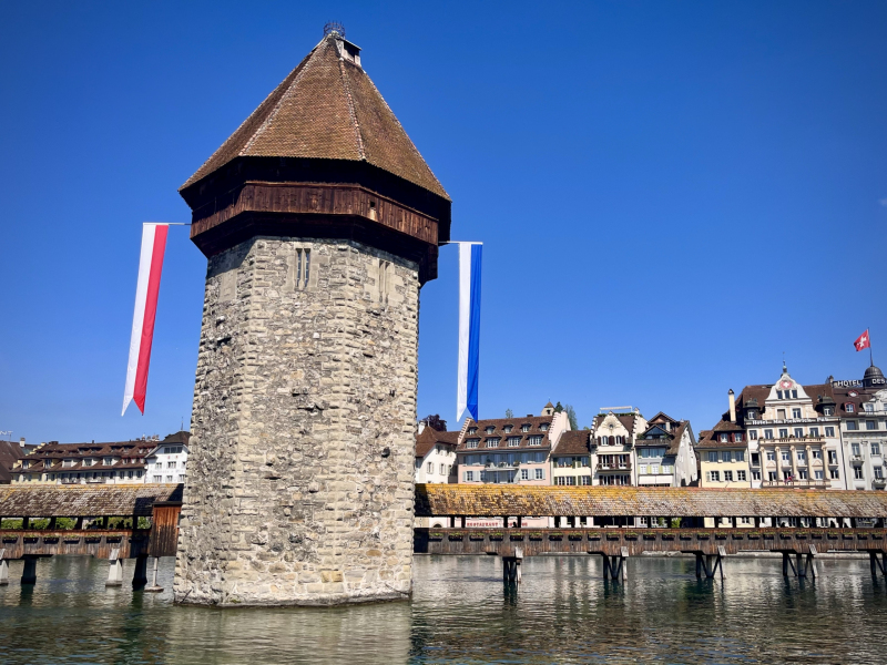 Vierwaldstättersee-Luzern-Kapellbrücke