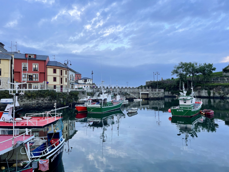 Asturien-Puerto-de-Vega-Hafen