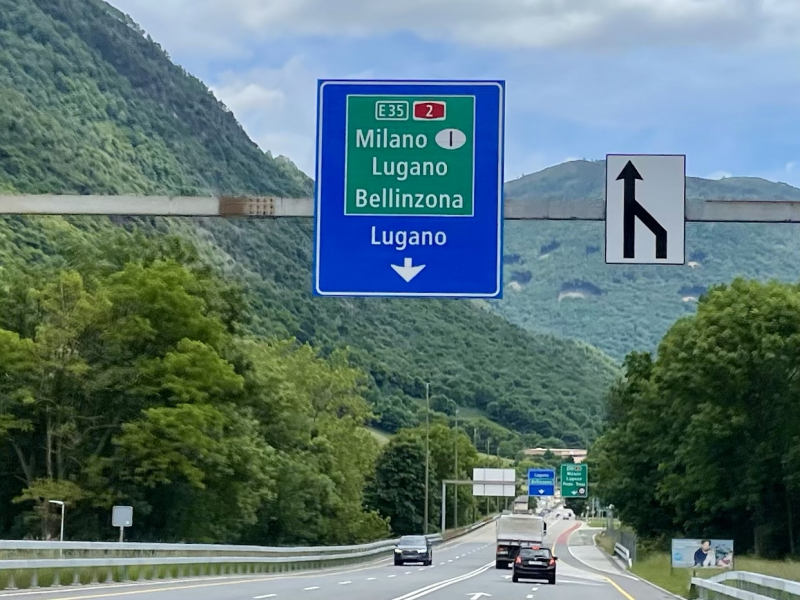Straßenschild-Lugano