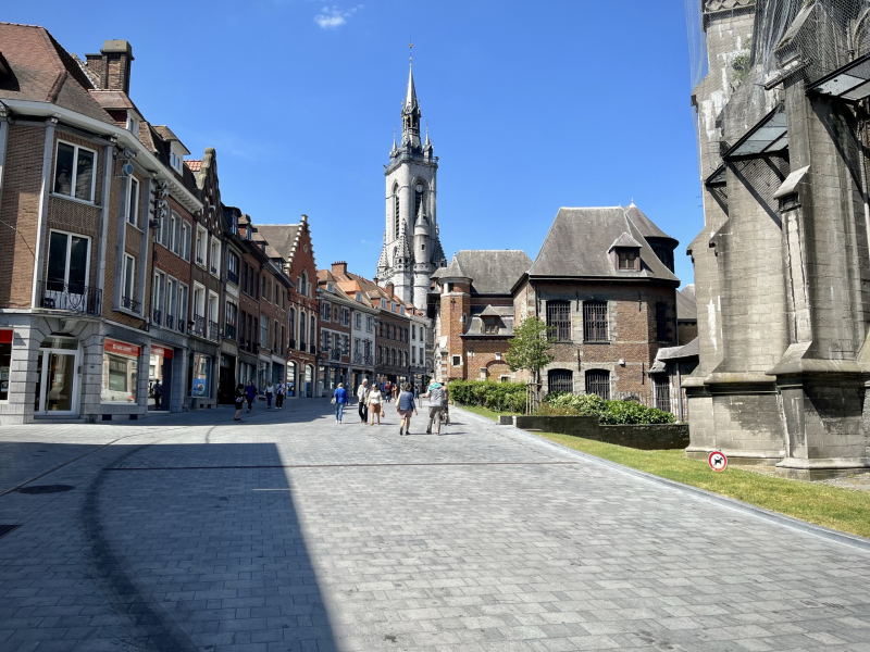 Tournai-Zwischenstopp-Gasse-Altstadt