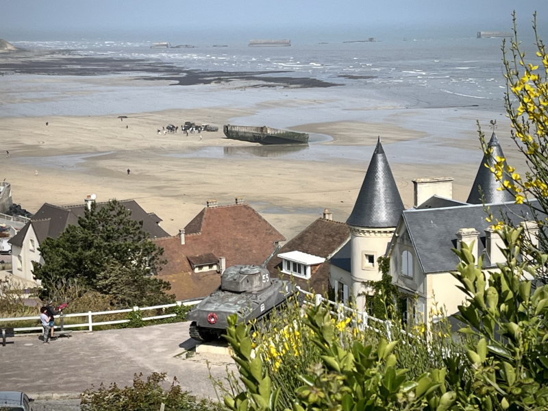 Strand-mit-dorf