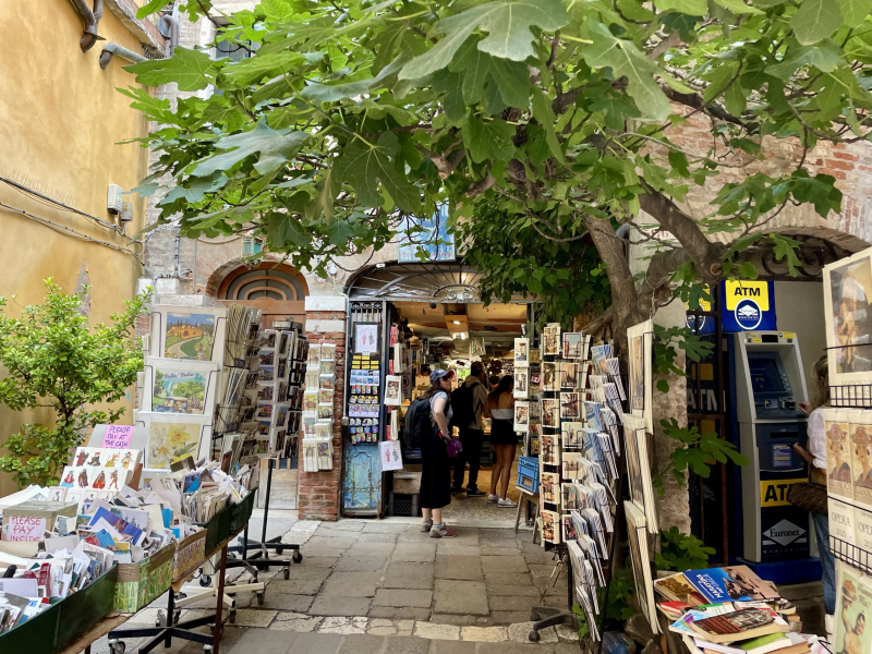 Libreria-Acqua-Alta