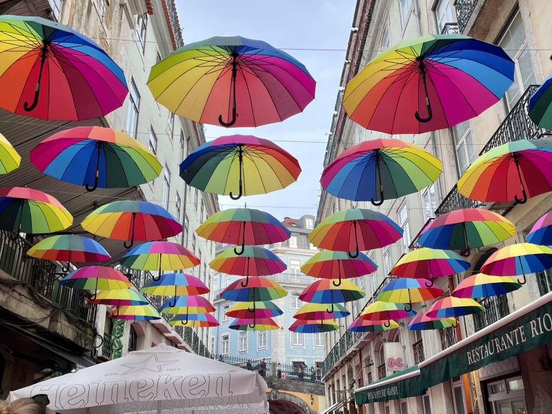 Lissabon-Pink-Street