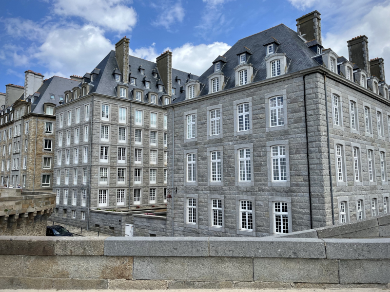 Saint-Malo-Haus-am-Strand
