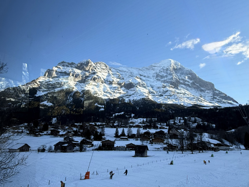 Winterlandschaft-mit-Eiger
