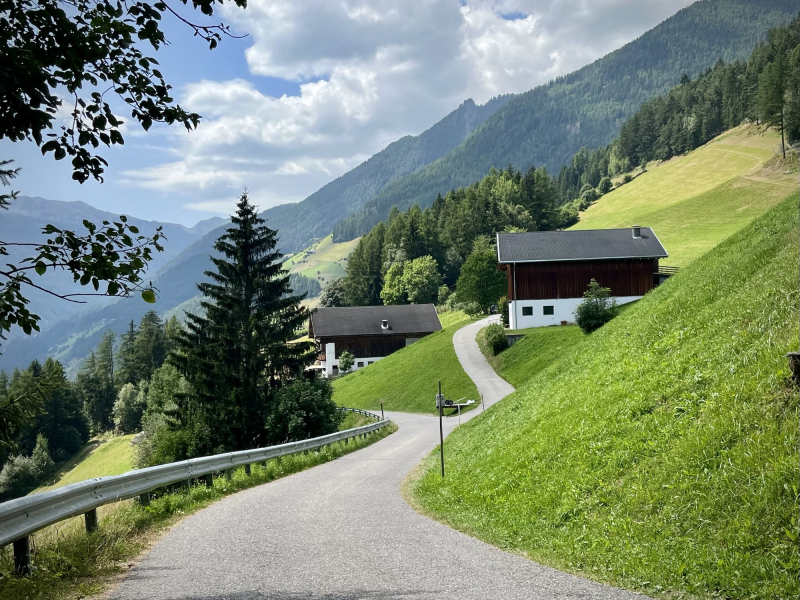 Ahrntal-Wanderung-zur-Bizathütte