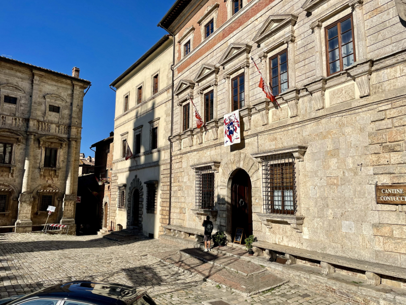 Montepulciano-Palazzo-Contucci