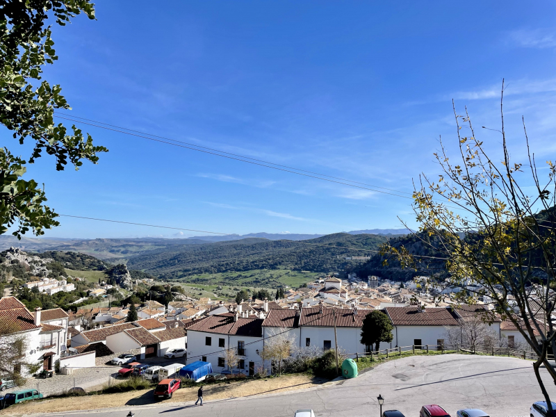 Pueblos-Blancos-Aussicht-auf-Grazalema