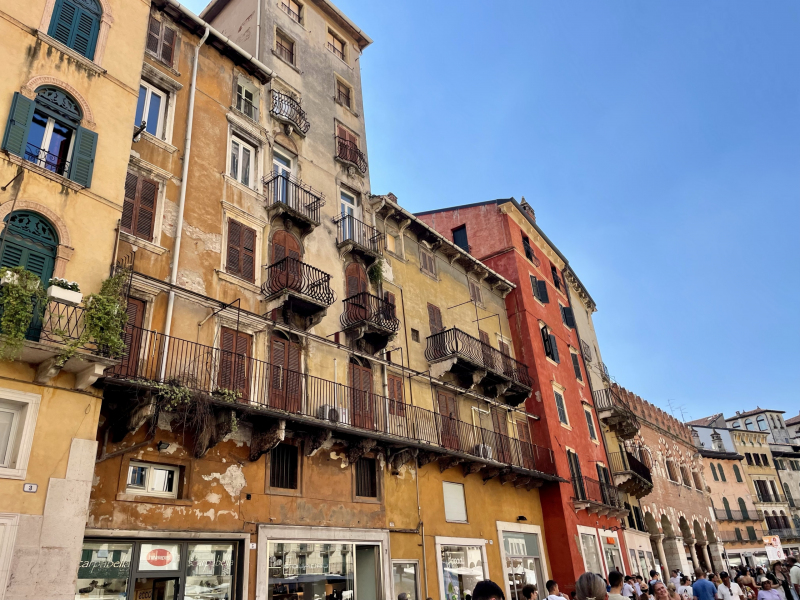 Verona-Piazza-delle-Erbe