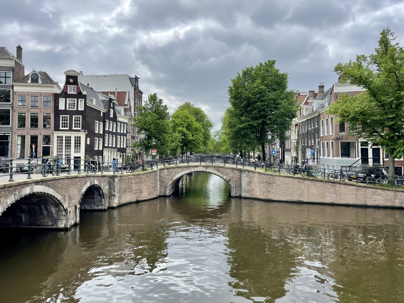 Gracht-Amsterdam-Brücke