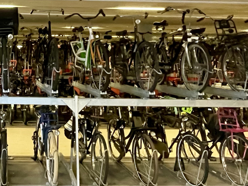 Fahrradparkhaus