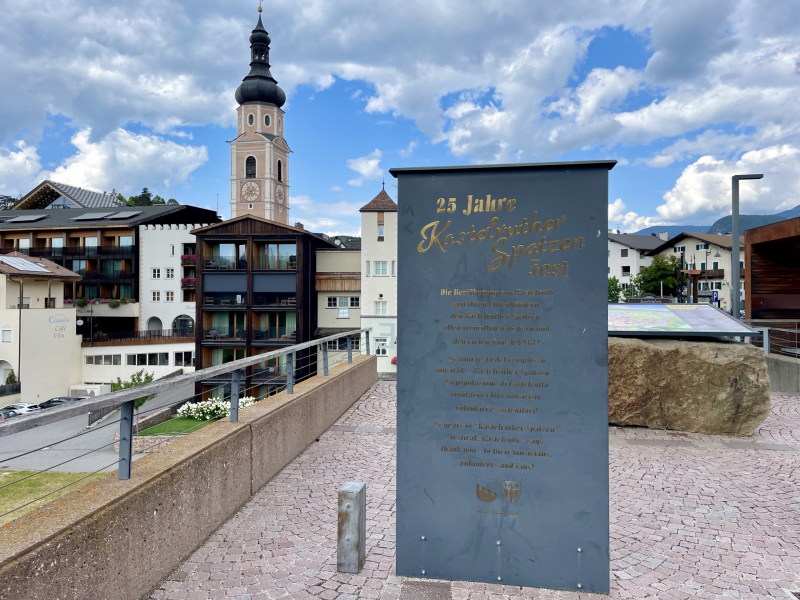Kastelruther-Spatzen-Denkmal