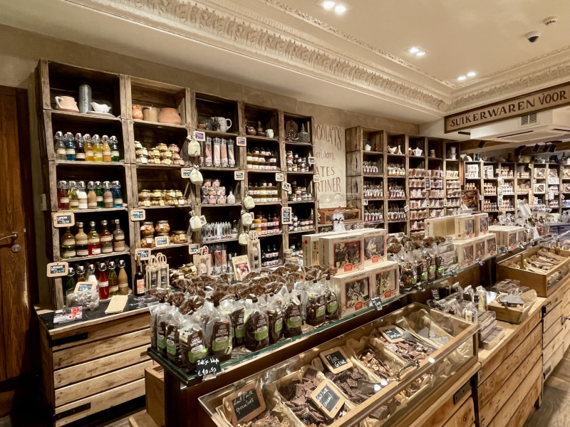 Altstadt-Schokoladen-Shop-Innenansicht